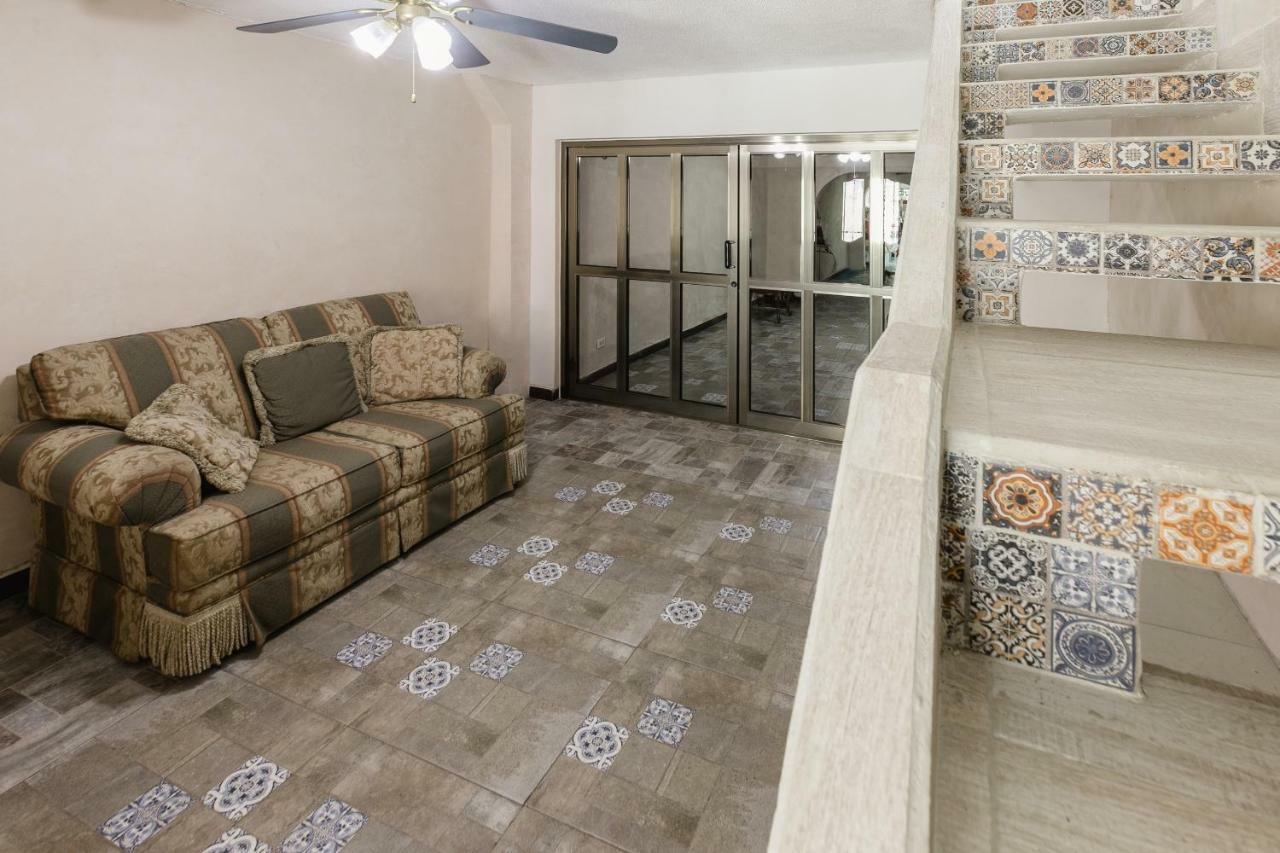 Suite Studio Serviced Apartments Mérida Buitenkant foto